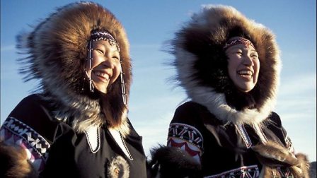 Femmes inuits de l'Arctique canadien 